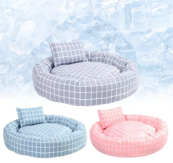 Winter Plaid Pet Nest with Pillow - Cozy Cat & Dog Den