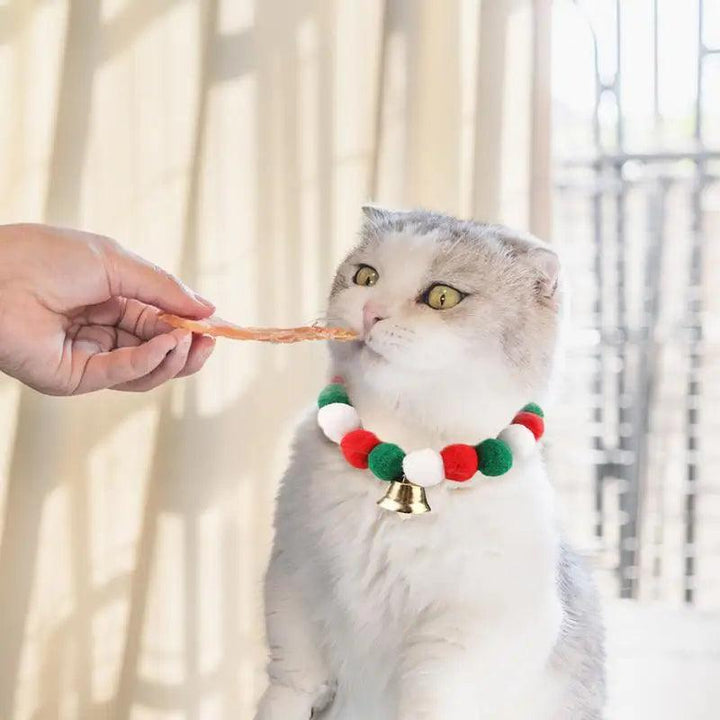 Festive Elastic Pet Christmas Collar with Plush Ball - themiraclebrands.com