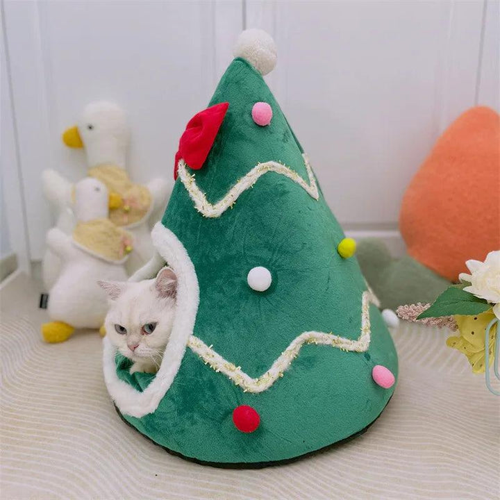 Warm Winter Christmas Pet House - themiraclebrands.com